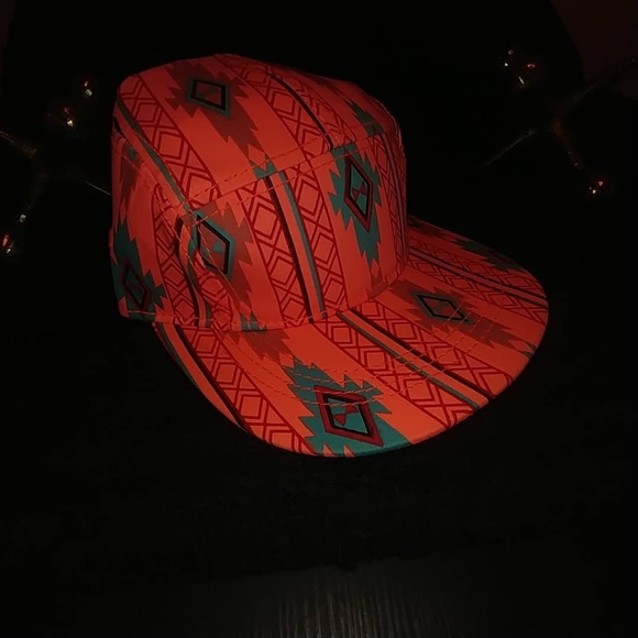 🔥Native Aztec pattern 5 panel hat🔥 - Picture 3 of 3
